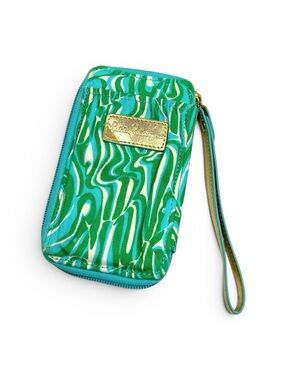 EUC Lilly Pulitzer Green Blue Ripple Print Finders Keepers Smartphone Wristlet